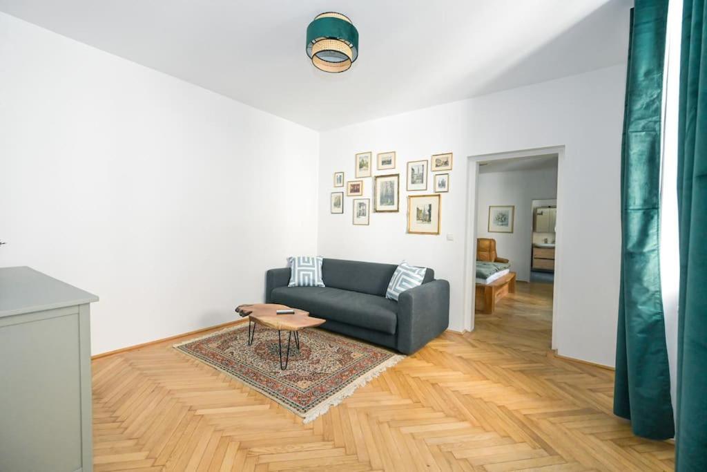 Perfect Apartment Near @ City-Center Вена Экстерьер фото